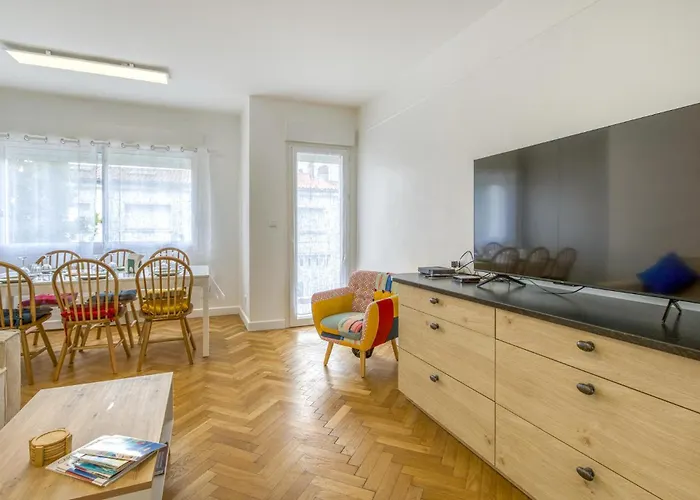 Proche Apartament Royan